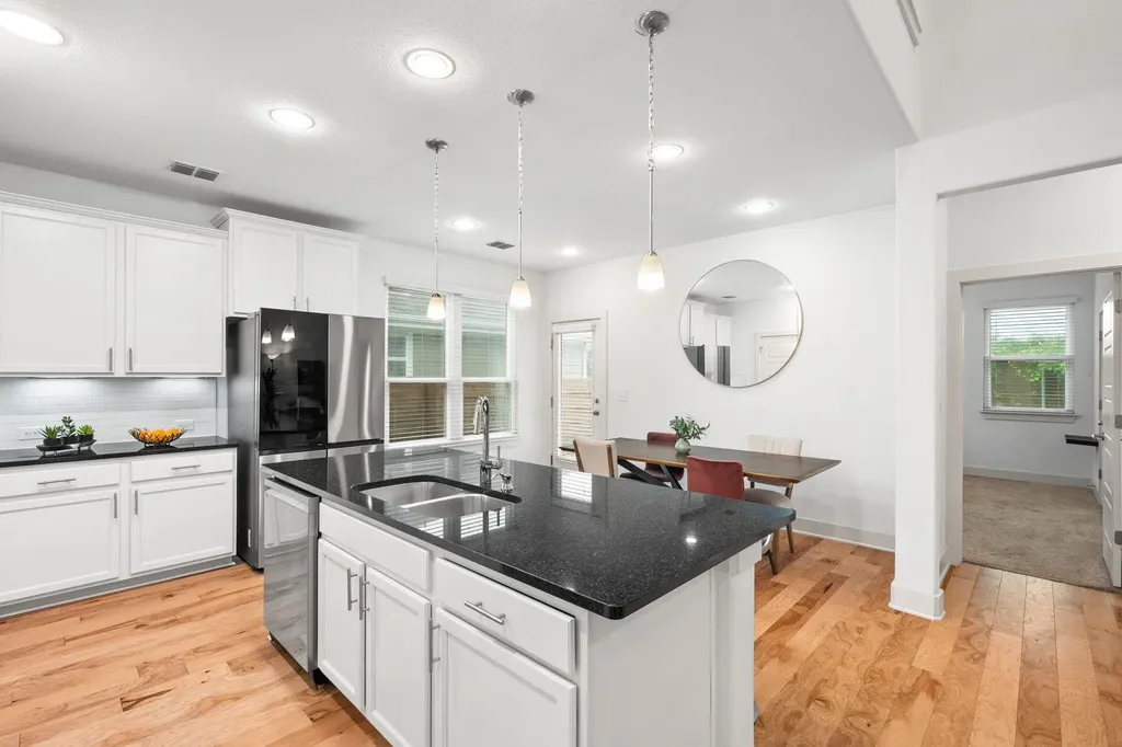 2307 Hermia Street Austin TX 78741