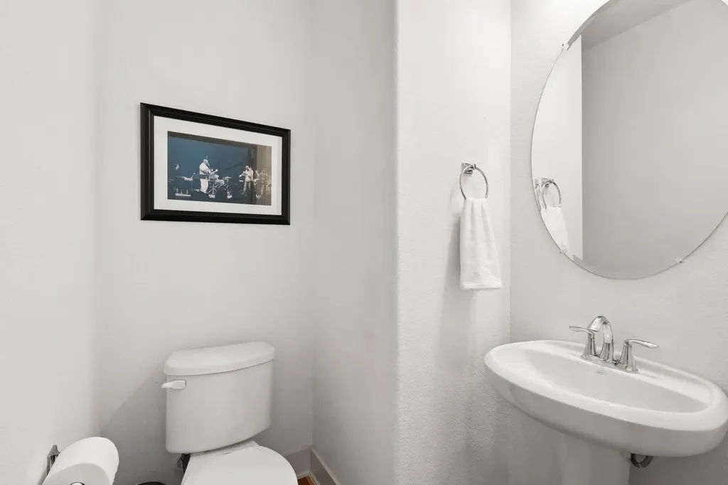 2307 Hermia Street Austin TX 78741