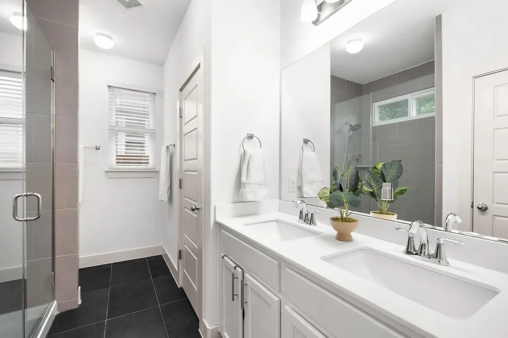 2307 Hermia Street Austin TX 78741