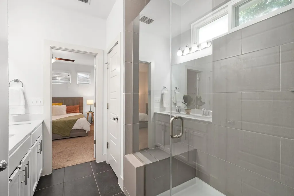 2307 Hermia Street Austin TX 78741