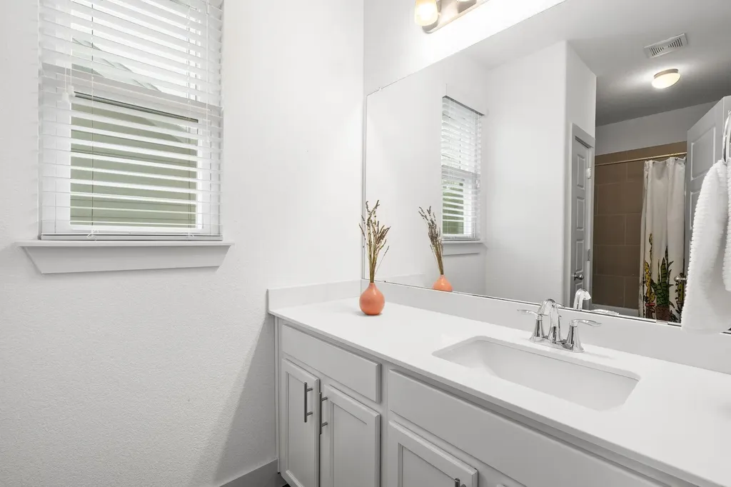 2307 Hermia Street Austin TX 78741