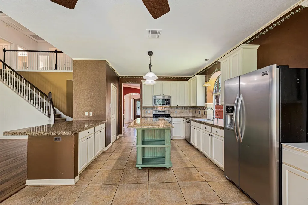 2436 Cloud Peak Lane Round Rock TX 78681