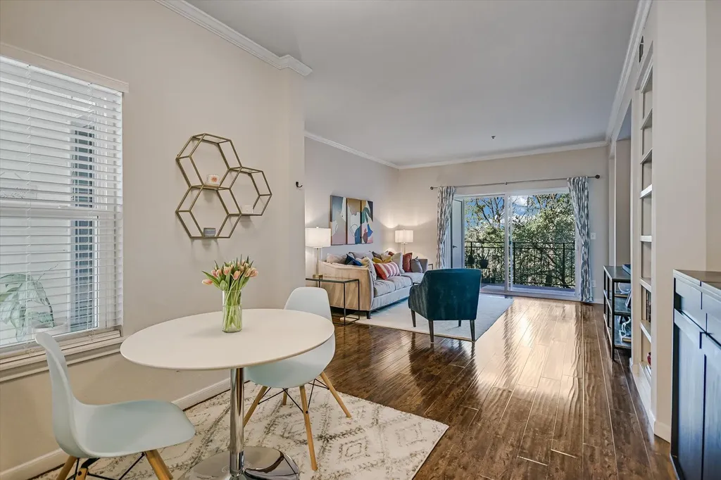 6000 Shepherd Mountain Cove Austin TX 78730