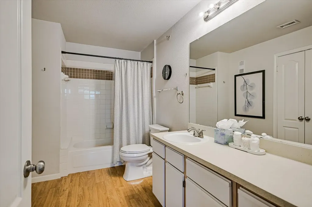 6000 Shepherd Mountain Cove Austin TX 78730