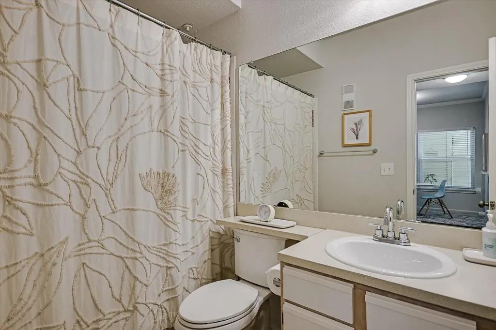 6000 Shepherd Mountain Cove Austin TX 78730