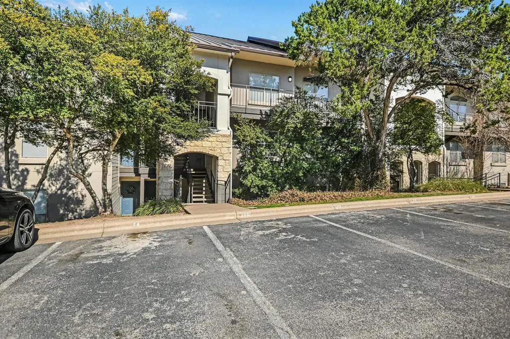 6000 Shepherd Mountain Cove Austin TX 78730