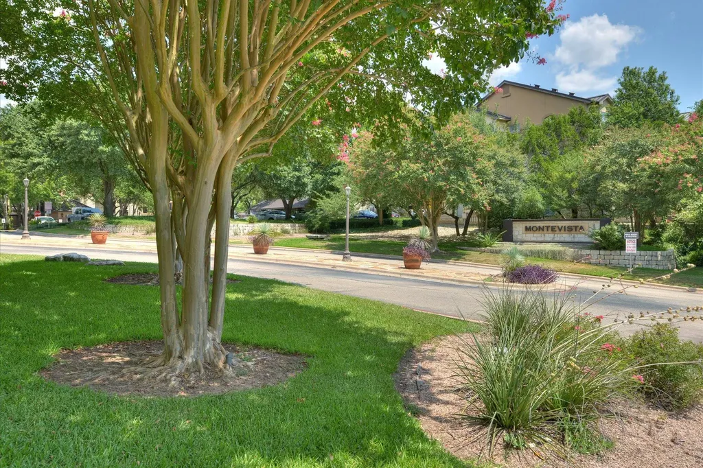 6000 Shepherd Mountain Cove Austin TX 78730