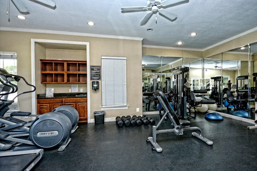 6000 Shepherd Mountain Cove Austin TX 78730