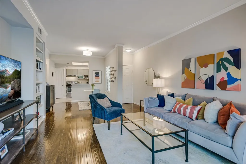 6000 Shepherd Mountain Cove Austin TX 78730