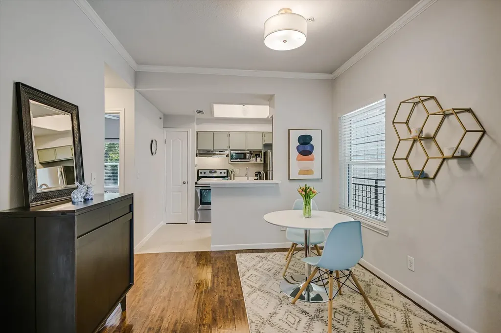 6000 Shepherd Mountain Cove Austin TX 78730