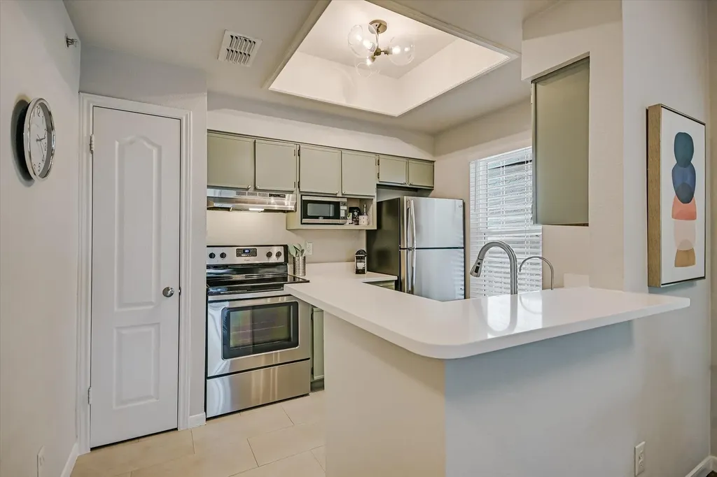 6000 Shepherd Mountain Cove Austin TX 78730