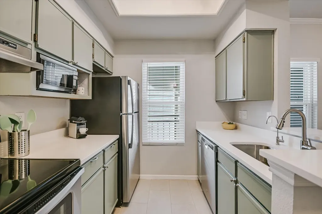 6000 Shepherd Mountain Cove Austin TX 78730