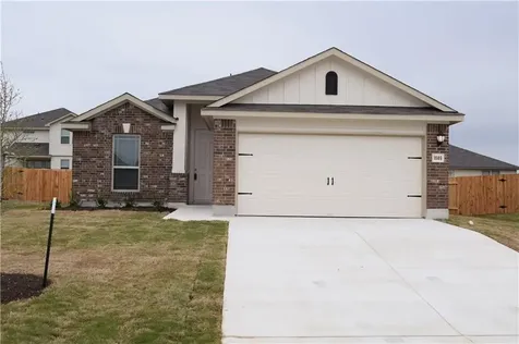 1689 Woodlands Drive Kyle TX 78640