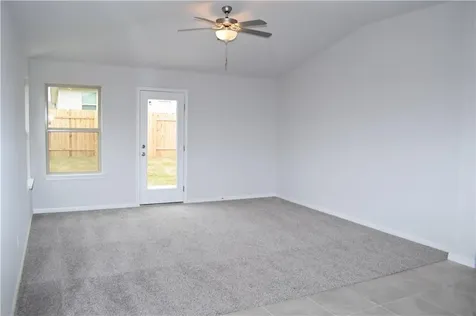 1689 Woodlands Drive Kyle TX 78640