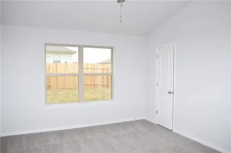 1689 Woodlands Drive Kyle TX 78640