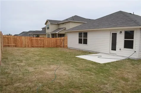 1689 Woodlands Drive Kyle TX 78640