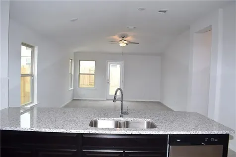1689 Woodlands Drive Kyle TX 78640