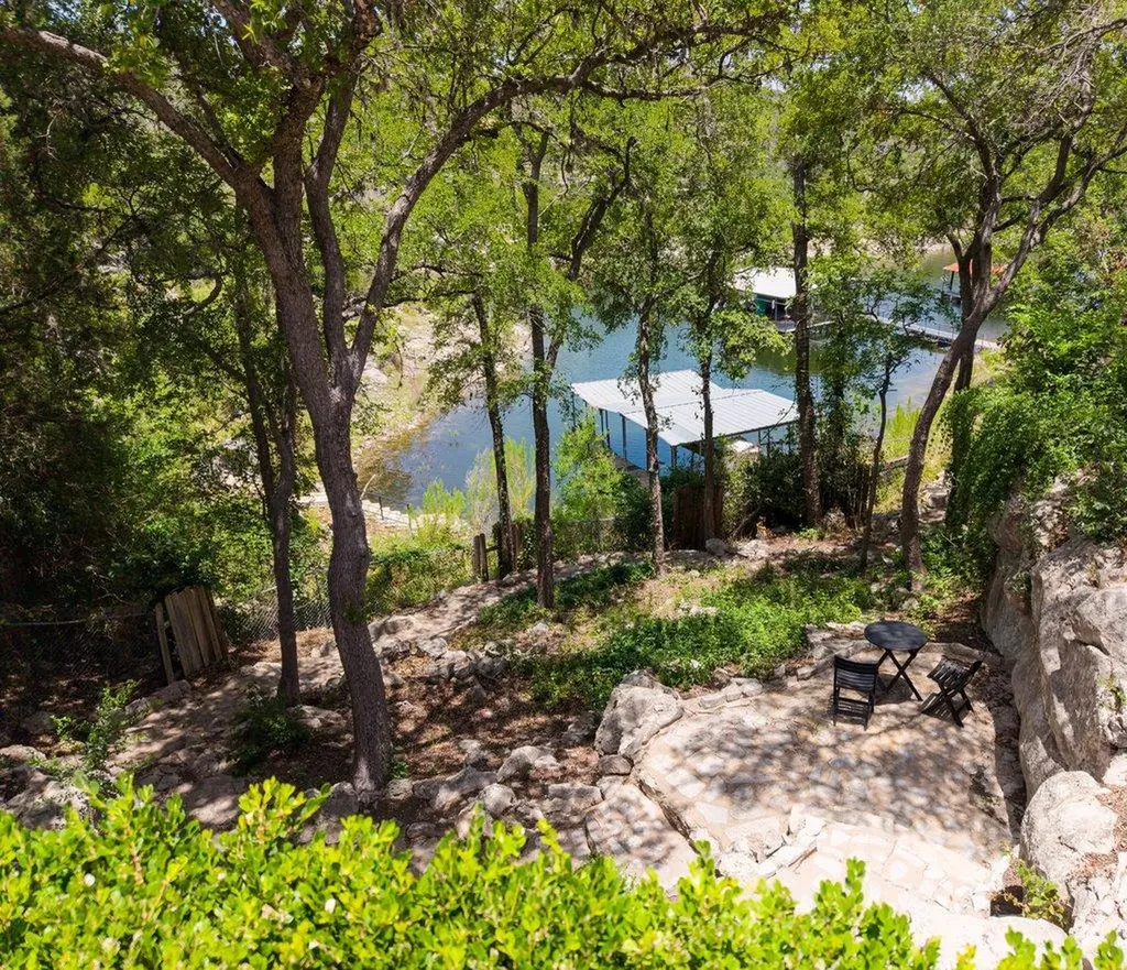20100 Siesta Shores Drive Spicewood TX 78669
