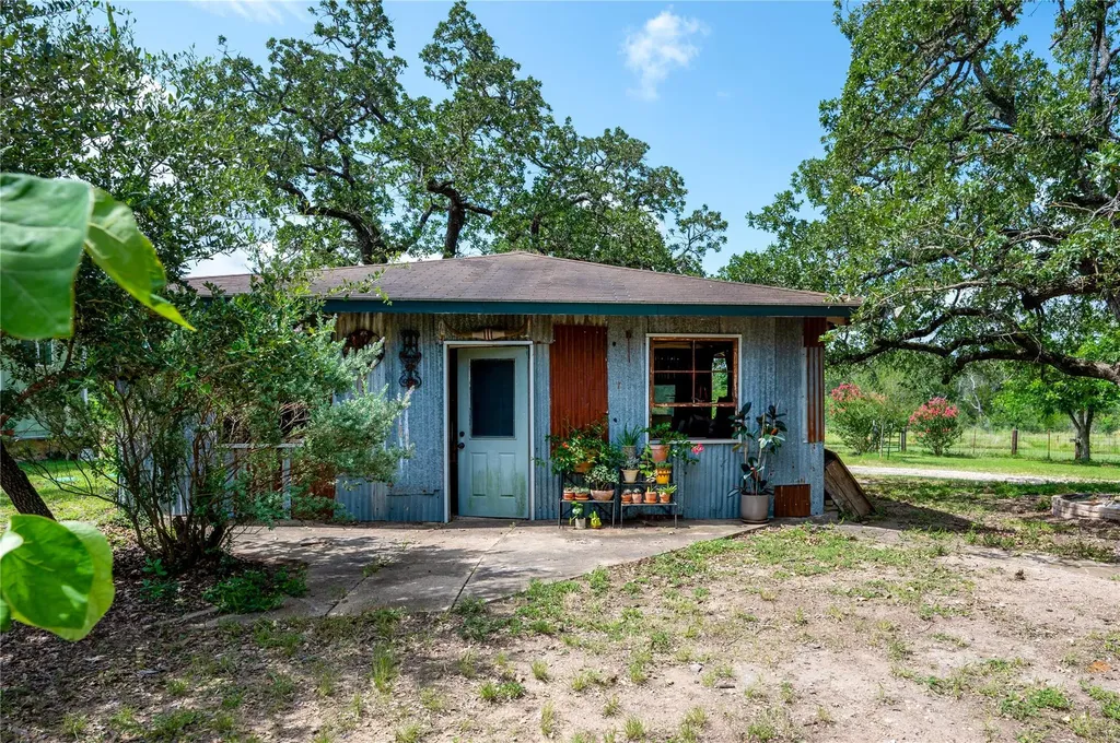 270 Dry Creek Road Manor TX 78653