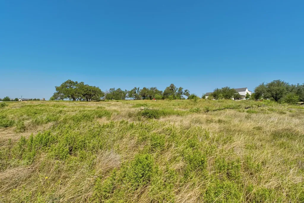 5813 Twin Peaks Trace Austin TX 78738