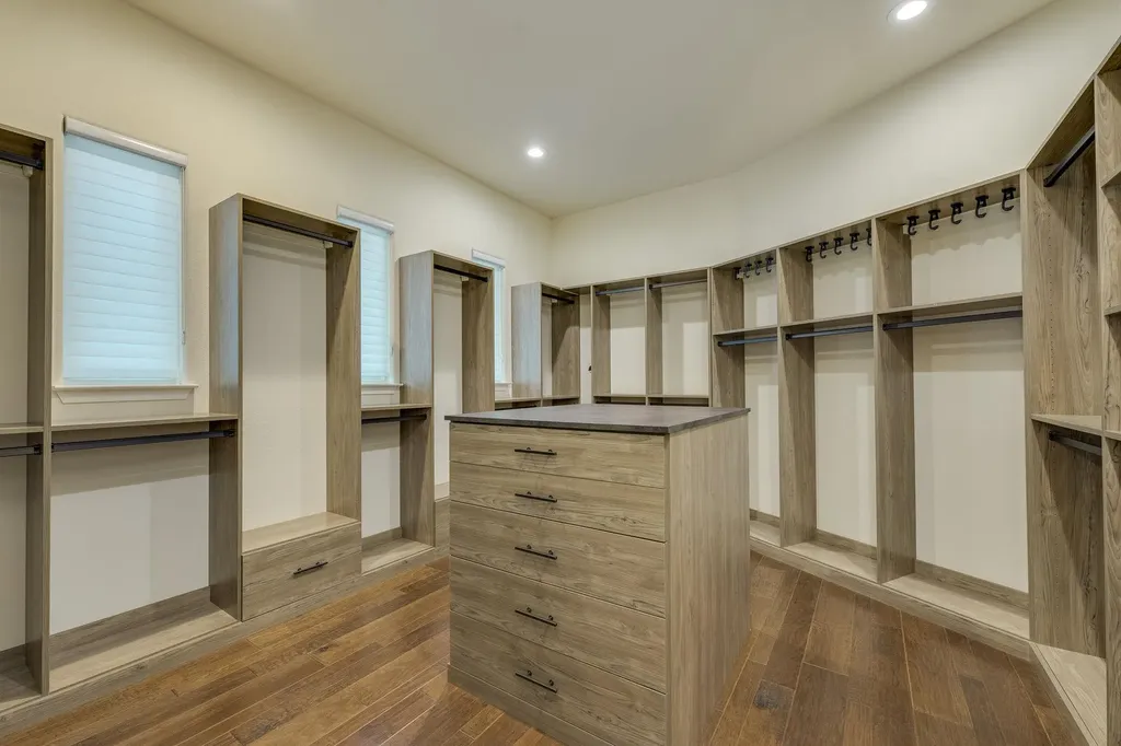 3704 Medicine Hat Leander TX 78641