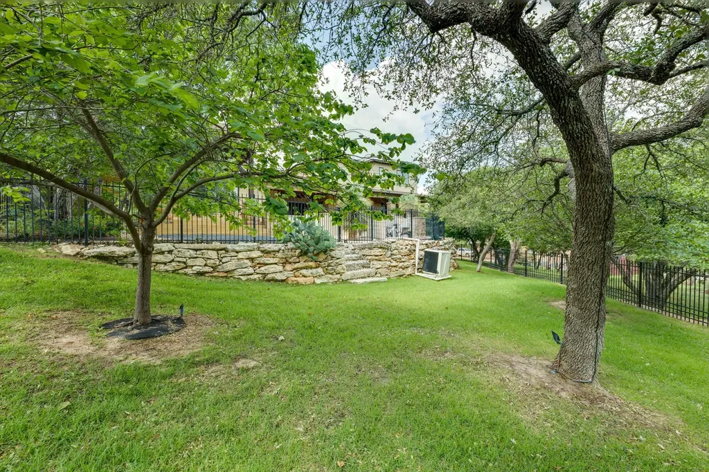 3704 Medicine Hat Leander TX 78641