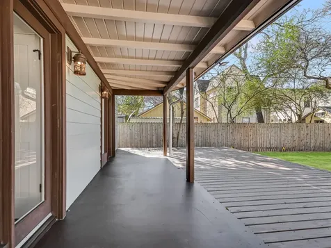 2704 Oakhurst Avenue Austin TX 78703