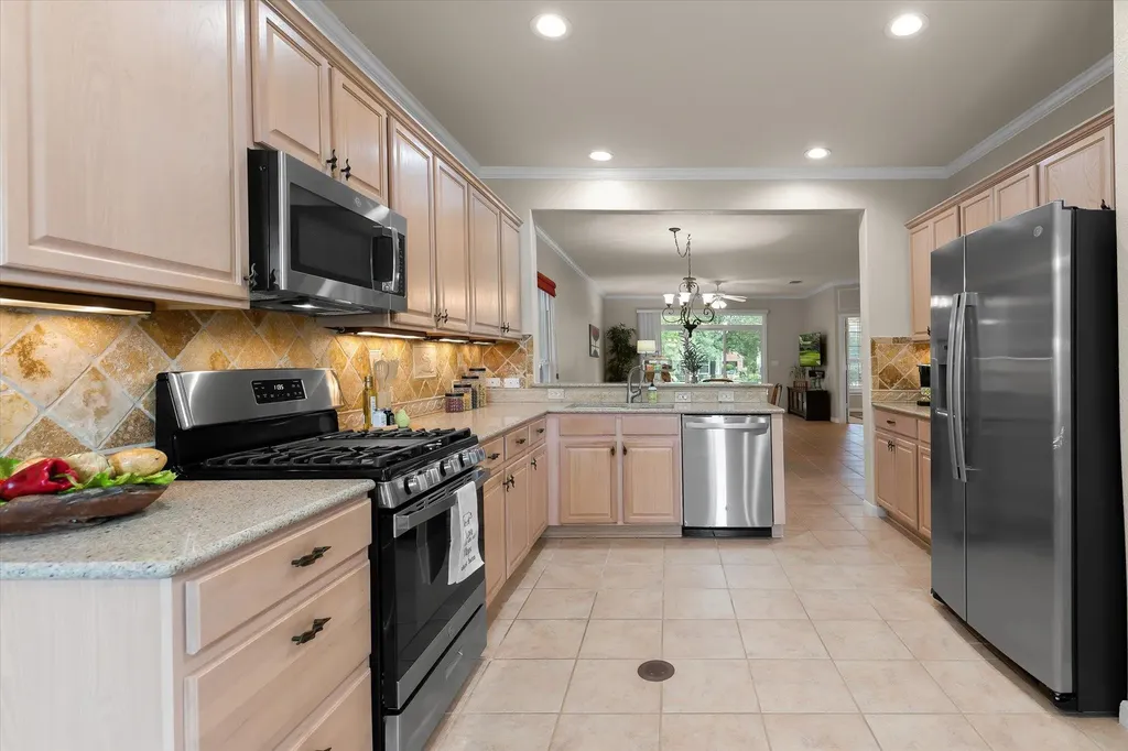 402 Deer Meadow Circle Georgetown TX 78633