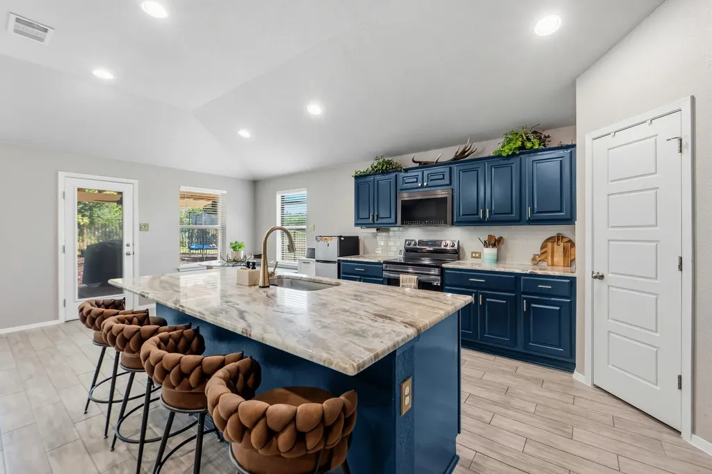 20808 Highland Lake Drive Lago Vista TX 78645