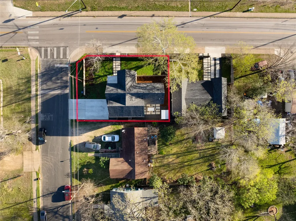 709 W St Elmo Road Austin TX 78745