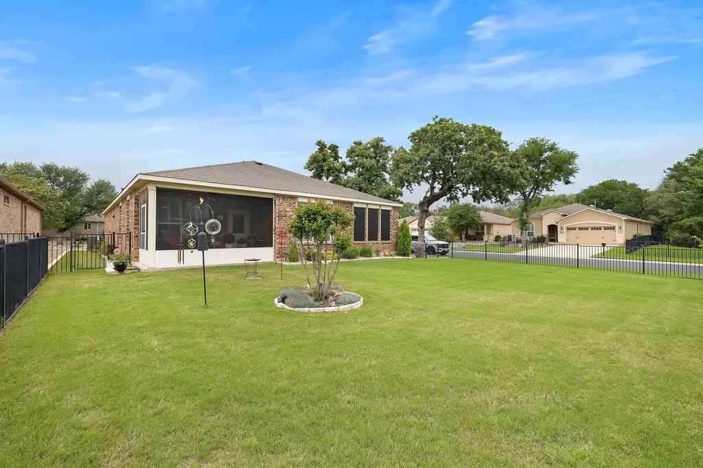 101 Copperas Creek Cove Georgetown TX 78633
