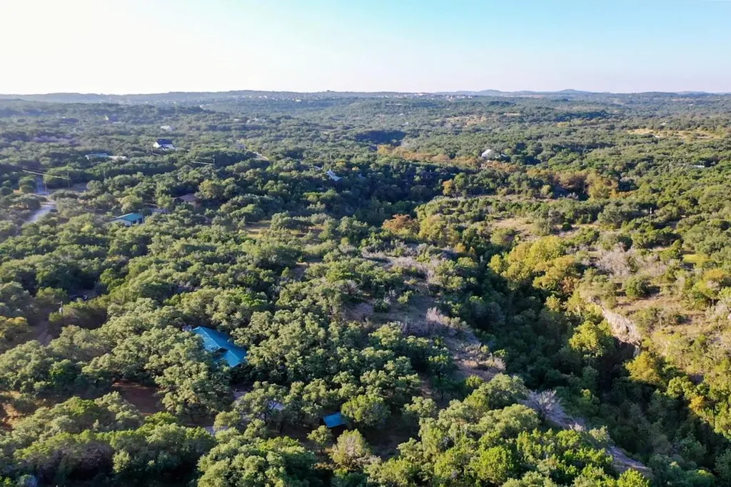 4207 Three Creek Trail Spicewood TX 78669