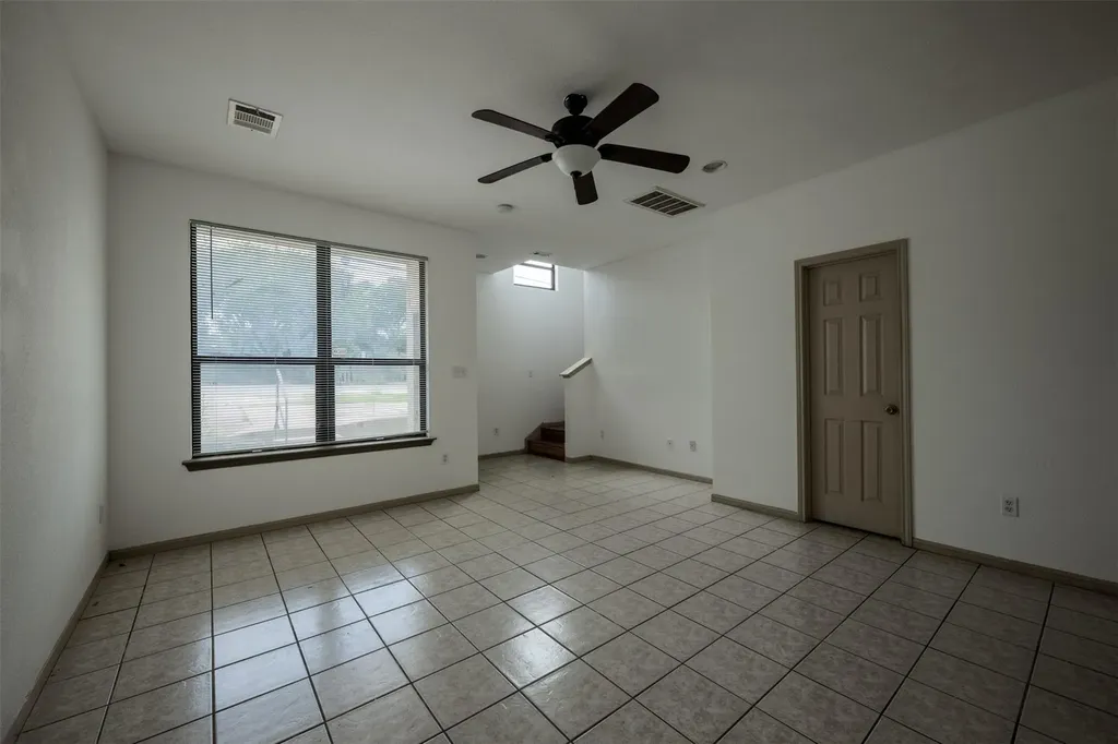 8901 Parkfield Drive Austin TX 78758