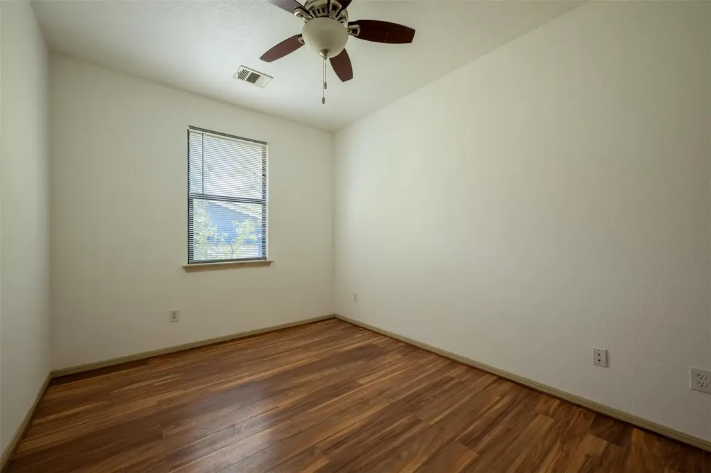 8901 Parkfield Drive Austin TX 78758