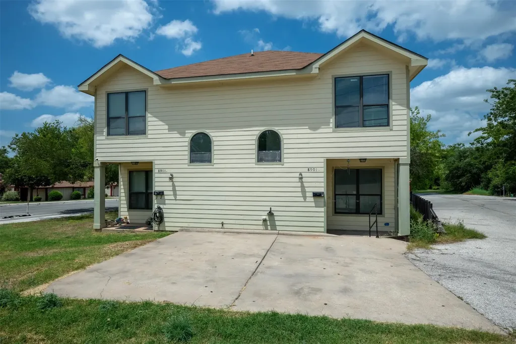 8901 Parkfield Drive Austin TX 78758