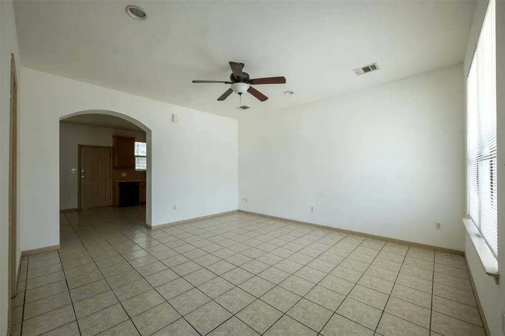8901 Parkfield Drive Austin TX 78758