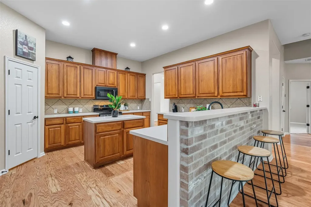 19913 Dornick Hills Lane Pflugerville TX 78660