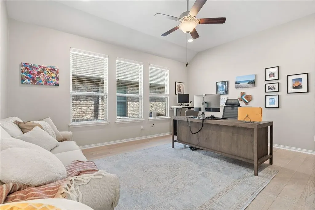111 Nantucket Circle Austin TX 78737
