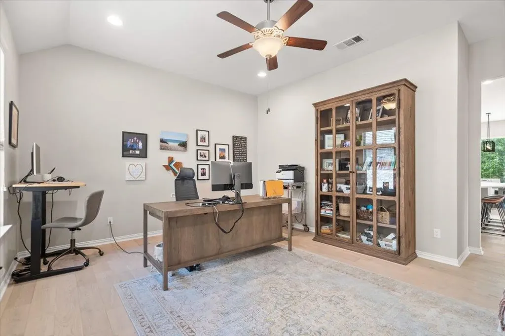 111 Nantucket Circle Austin TX 78737