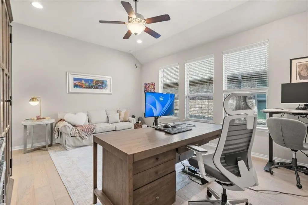 111 Nantucket Circle Austin TX 78737