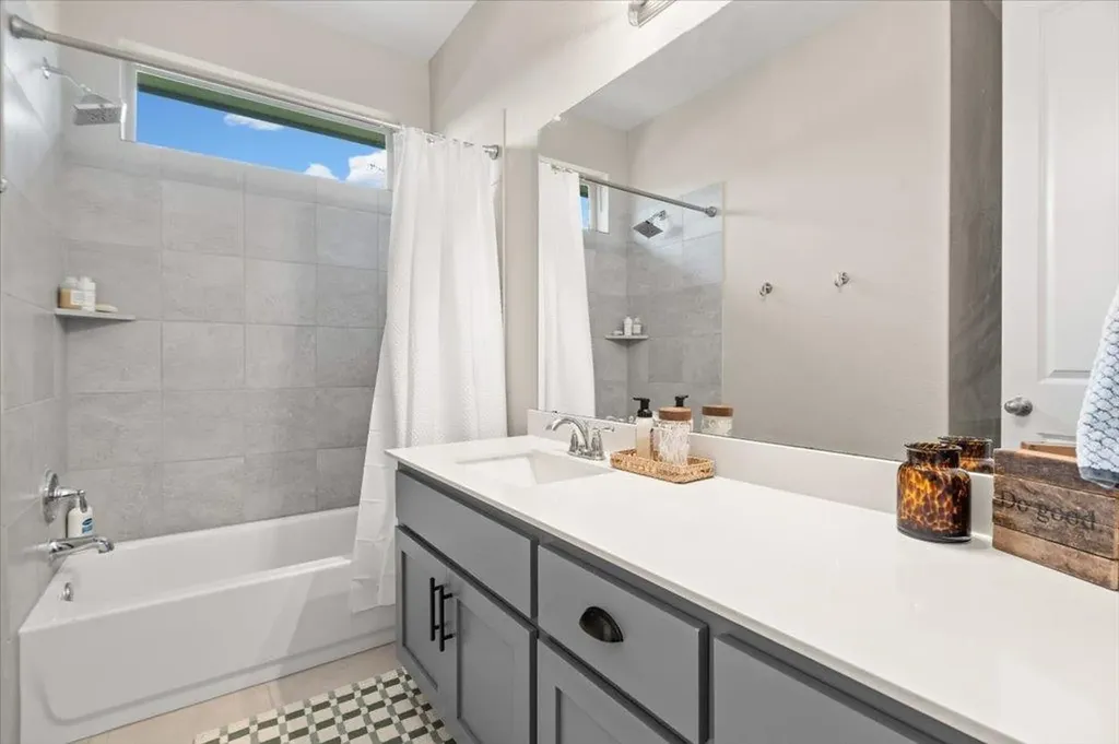 111 Nantucket Circle Austin TX 78737