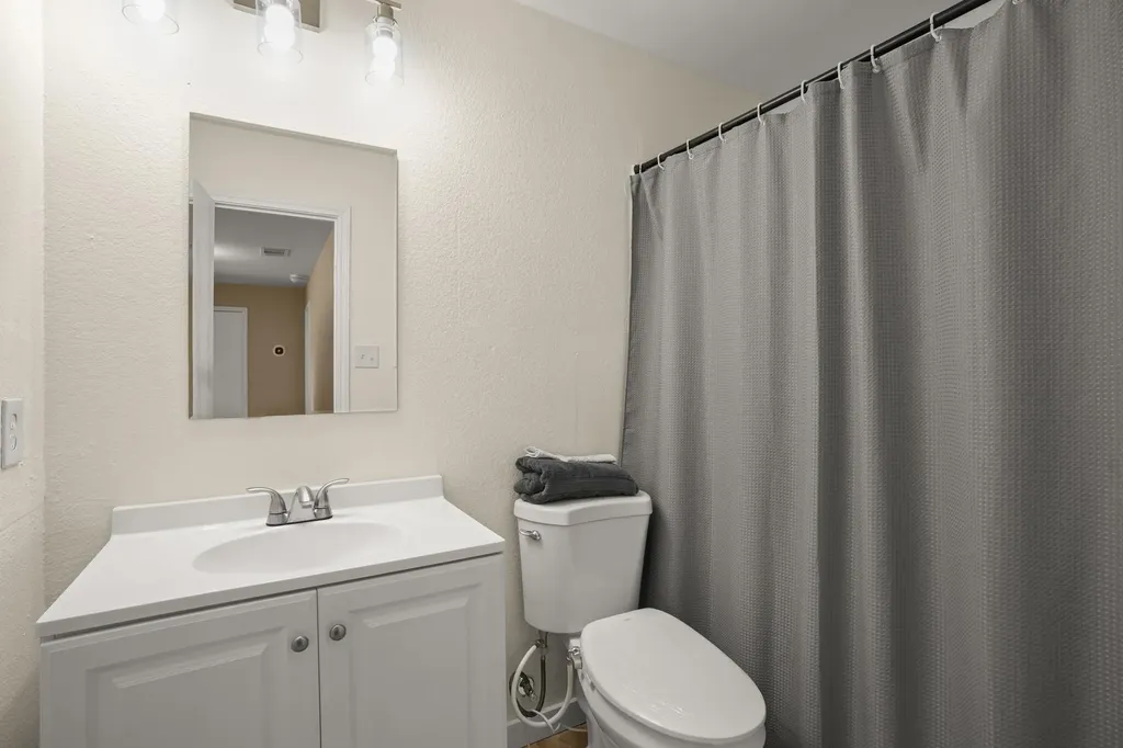 18209 Canopy Lane Manor TX 78653