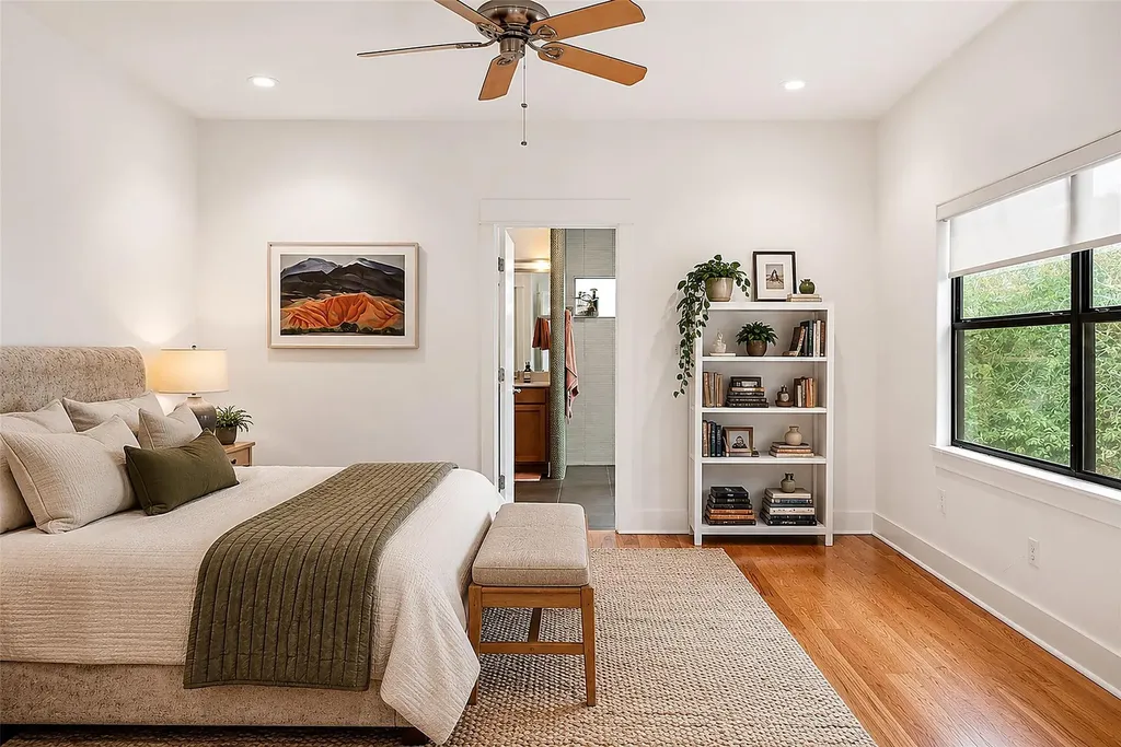 2009 Arthur Lane Austin TX 78704