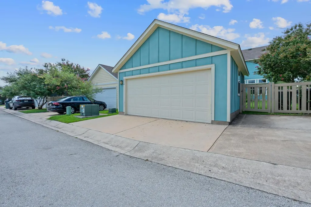 216 Greene Drive Kyle TX 78640