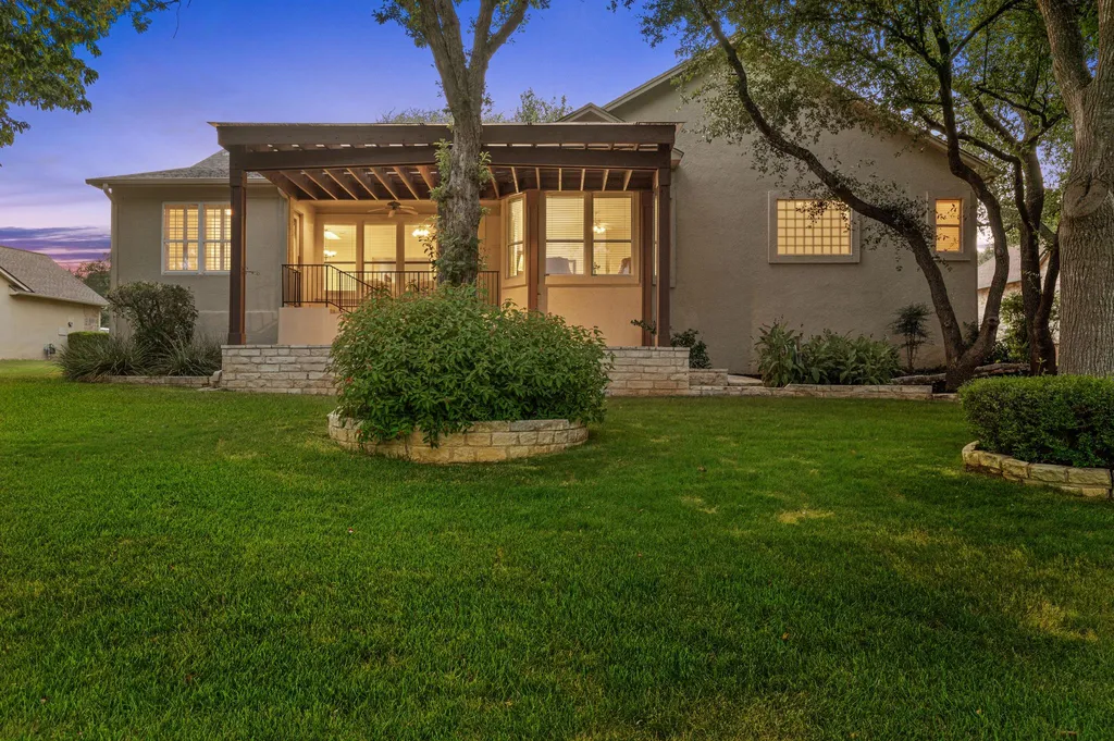 103 Black Walnut Circle Georgetown TX 78633