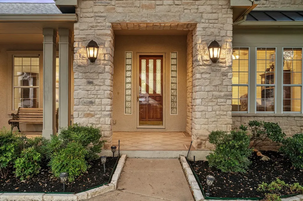 103 Black Walnut Circle Georgetown TX 78633