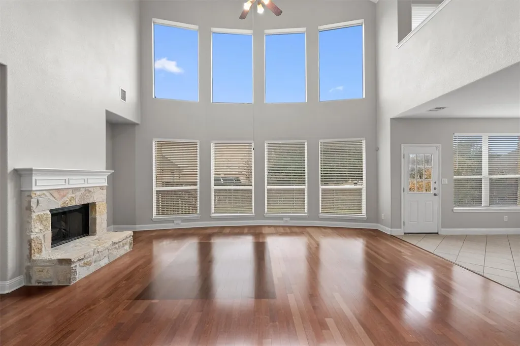 1501 Lake Forest Cove Round Rock TX 78665