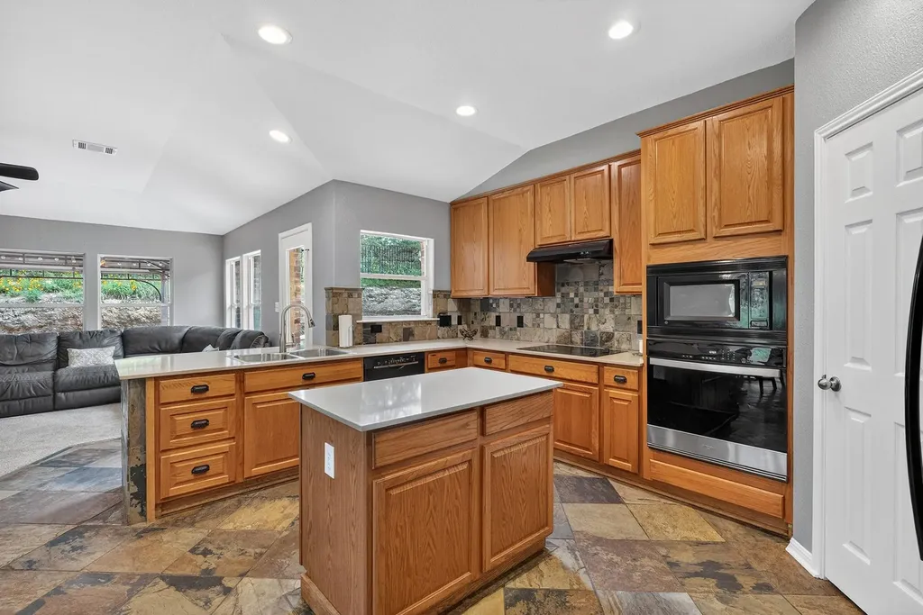 4133 Rockwood Drive Lago Vista TX 78645