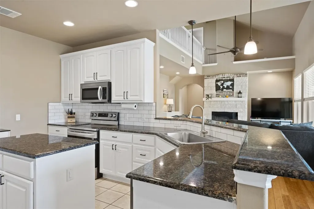 208 Dawn Drive Liberty Hill TX 78642