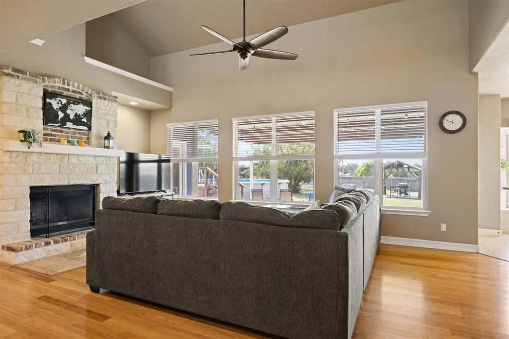 208 Dawn Drive Liberty Hill TX 78642